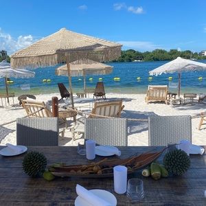 Meet your Posher, Jenny